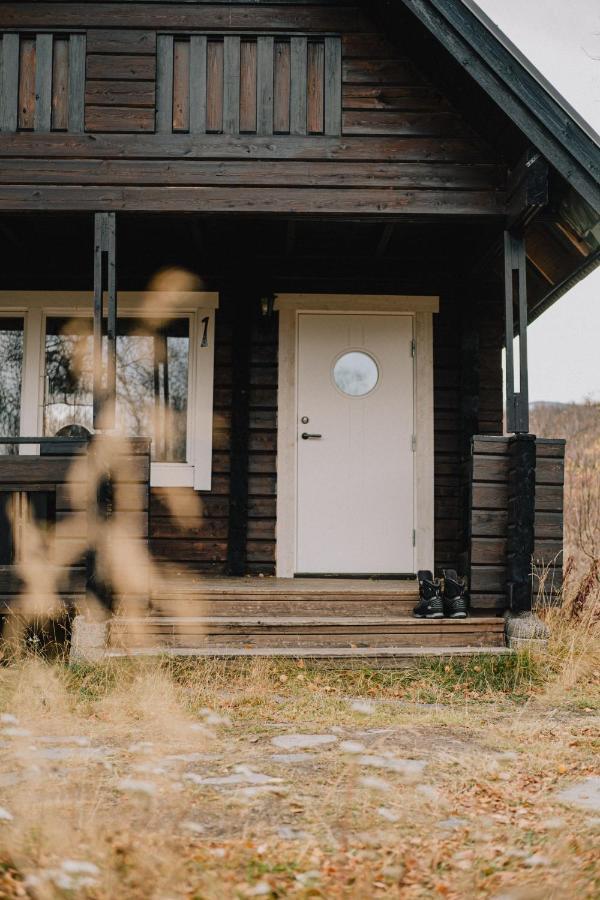 Cottage with Shared Shower and Private Toilet